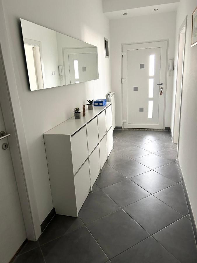 Apartment Flora Пула Екстериор снимка
